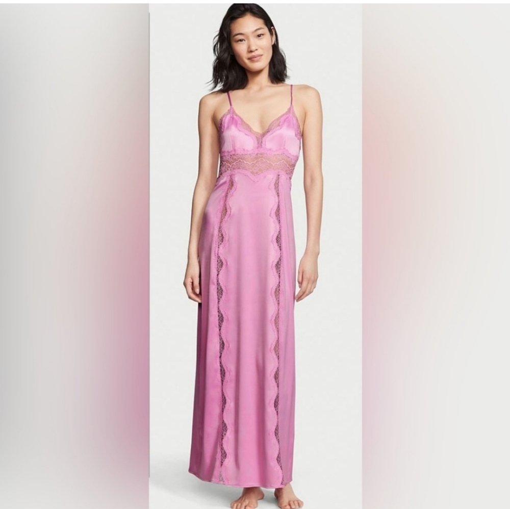 Vs Satin sleep gown